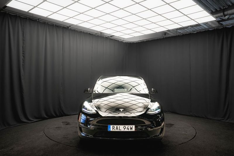 Tesla Model Y bild 4
