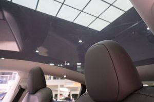 Tesla Model Y bild 13