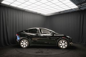 Tesla Model Y bild 6