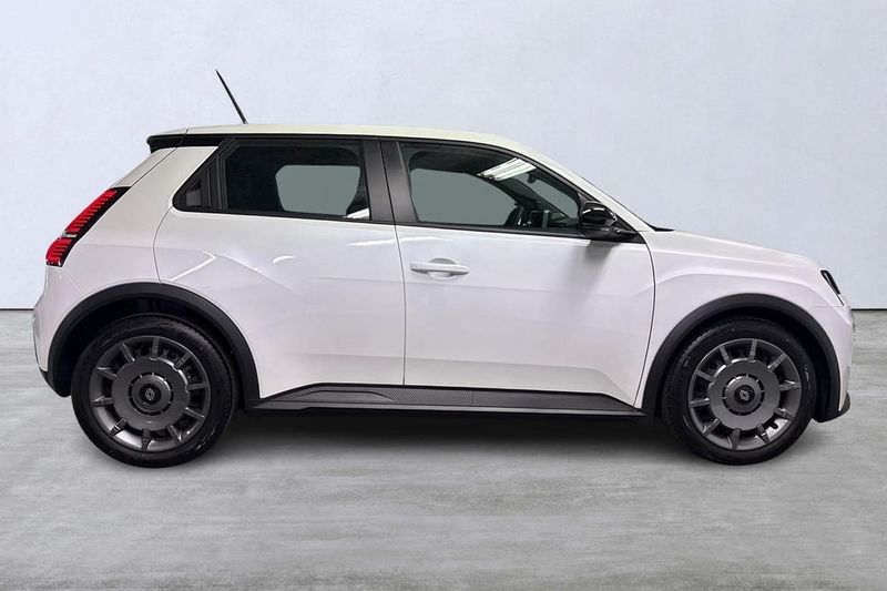 Renault 5 E-Tech bild 2