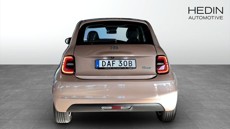 Fiat 500e bild 7