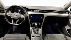 Volkswagen Passat bild 10