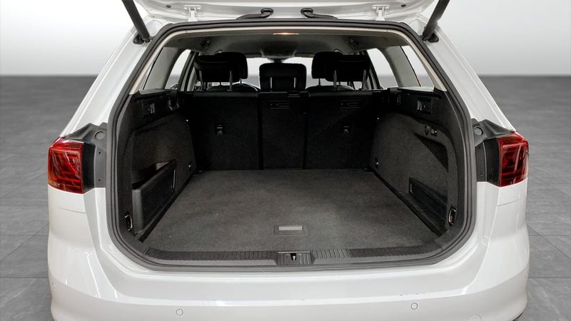 Volkswagen Passat bild 12