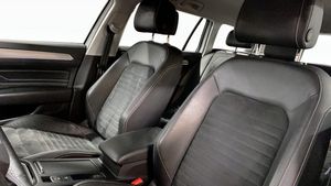 Volkswagen Passat bild 8