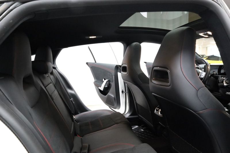 Mercedes CLA250 bild 18