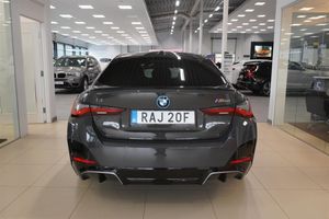 BMW i4 bild 6