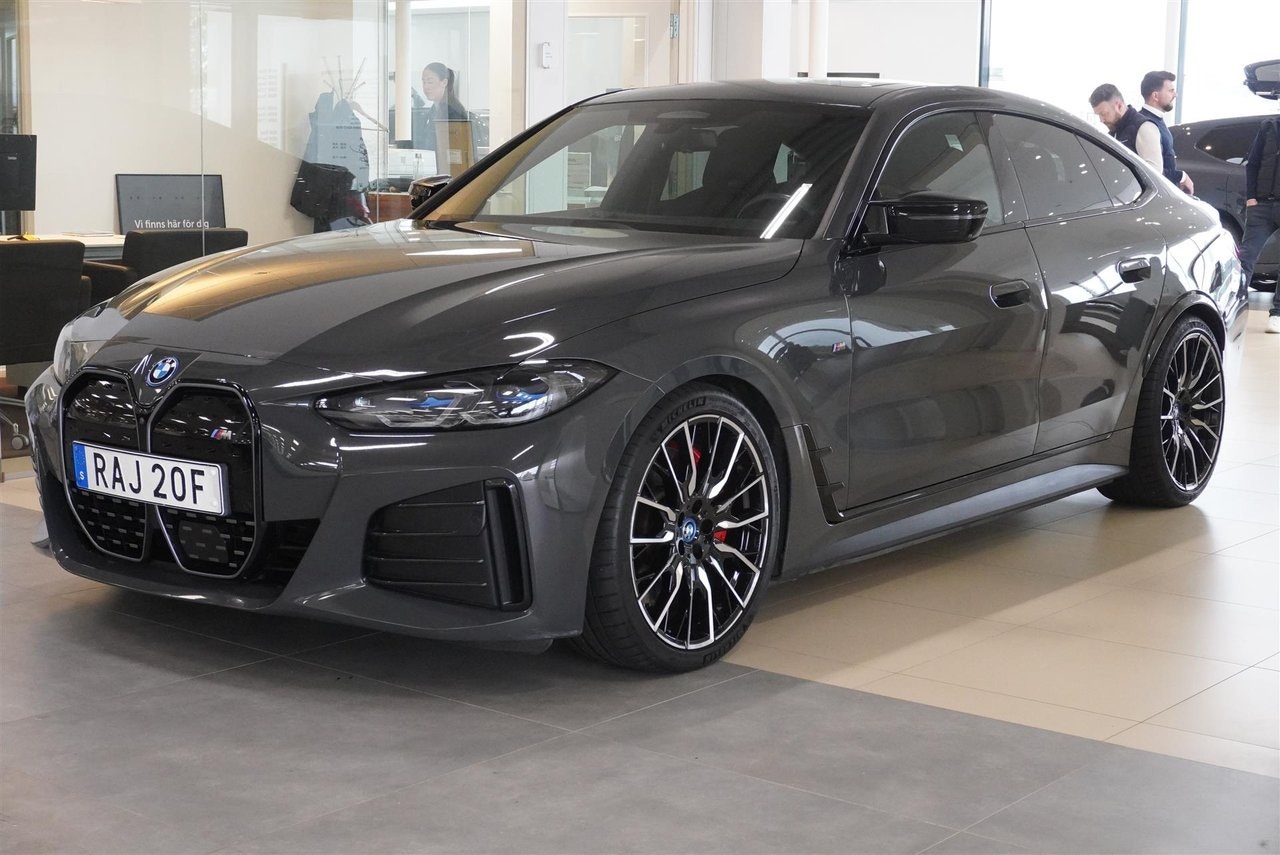 BMW i4