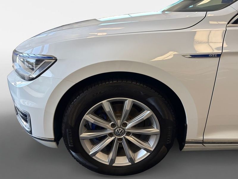 Volkswagen Passat bild 7