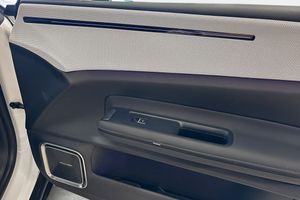 Polestar 4 bild 32