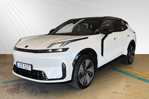 Lynk & Co 08 More PHEV - 2025