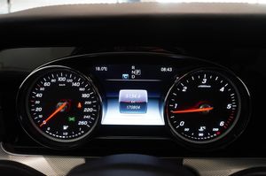 Mercedes E220 bild 11