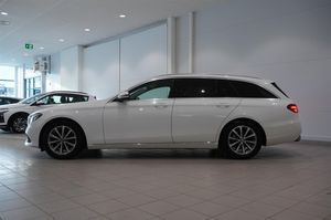 Mercedes E220 bild 3