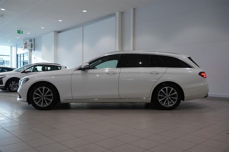 Mercedes E220 bild 3