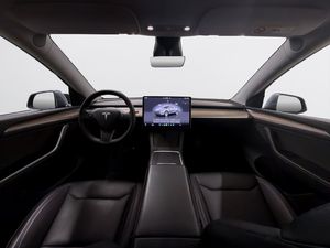 Tesla Model Y bild 11