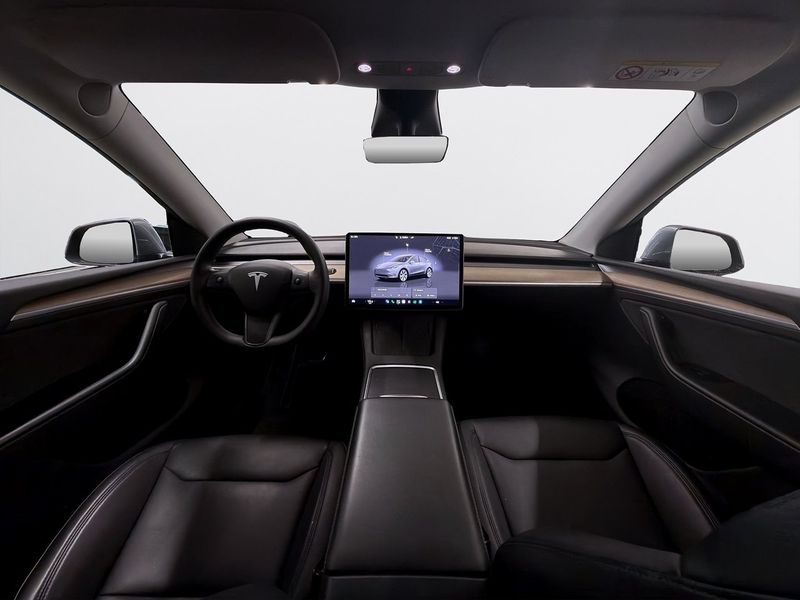 Tesla Model Y bild 11