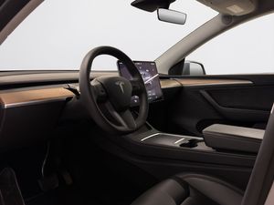 Tesla Model Y bild 9