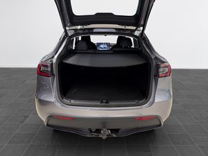 Tesla Model Y bild 16