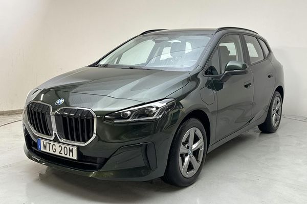 BMW 230 xe Active Tourer 16,3kWh, U06 (326hk) - 2024