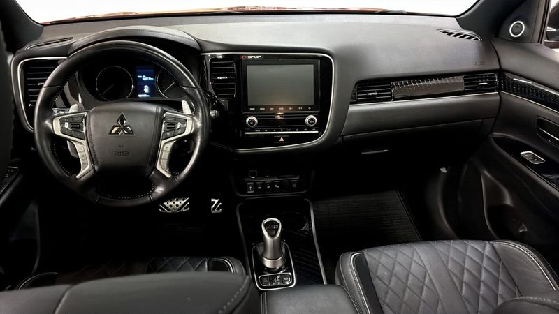 Mitsubishi Outlander bild 10
