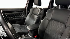 Mitsubishi Outlander bild 8