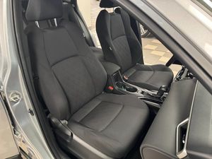 Toyota Corolla Cross bild 17