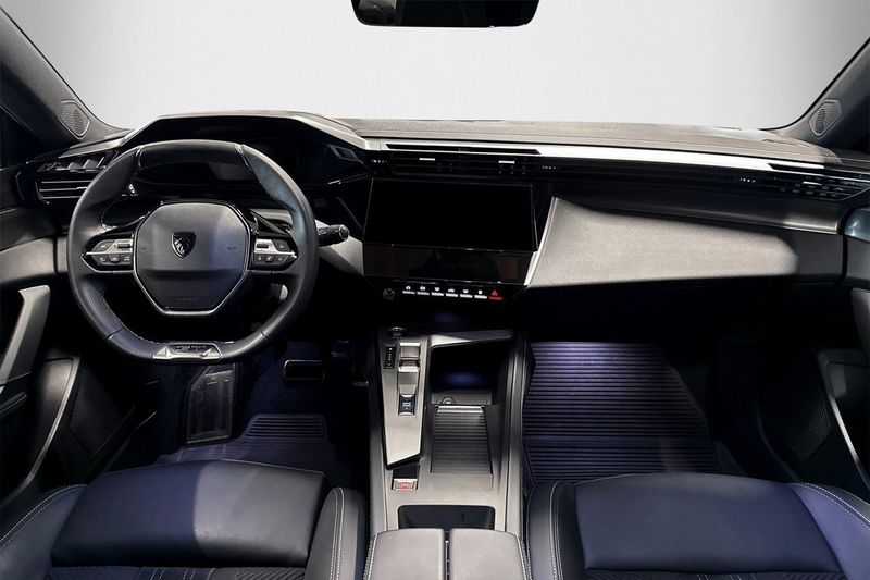 Peugeot 408 bild 7