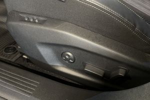 Peugeot 408 bild 18