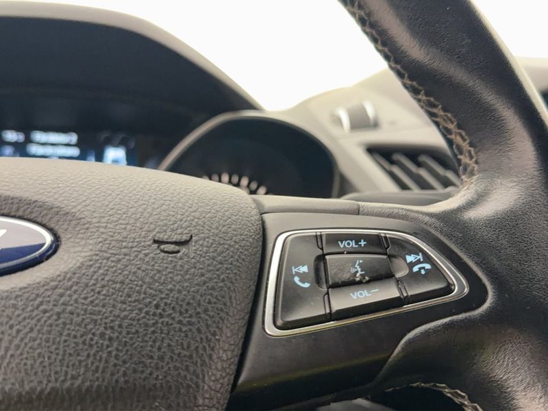 Ford Kuga bild 17