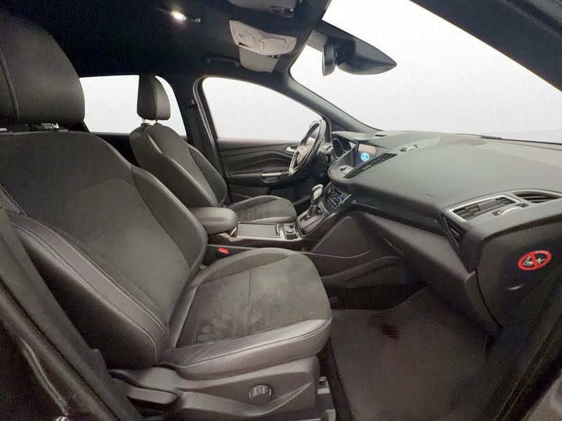 Ford Kuga bild 11