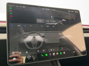 Tesla Model 3 bild 23