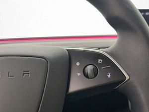 Tesla Model 3 bild 19