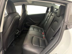 Tesla Model 3 bild 27
