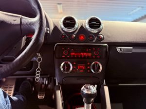 Audi TT bild 15