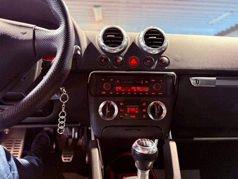 Audi TT bild 15