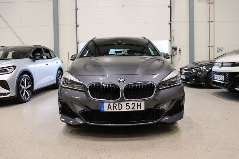 BMW 225 bild 2