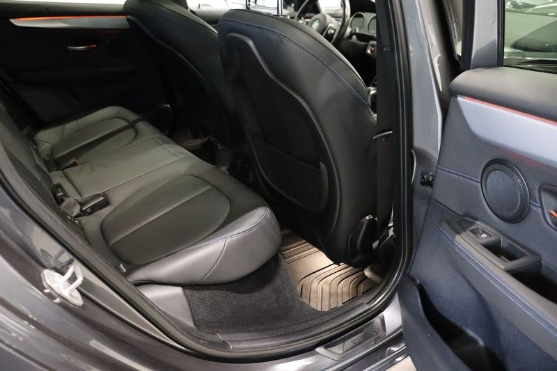 BMW 225 bild 11