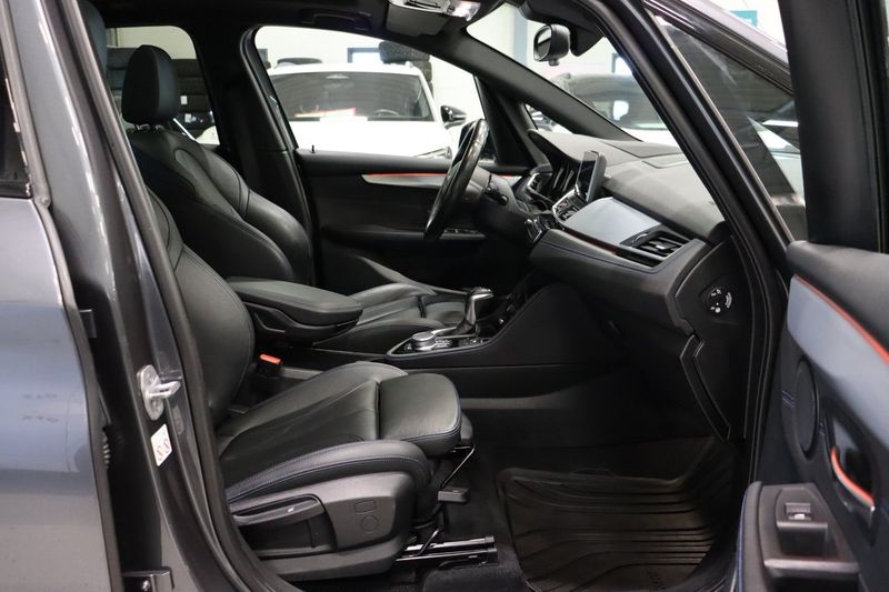 BMW 225 bild 12