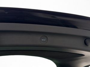 Tesla Model Y bild 28