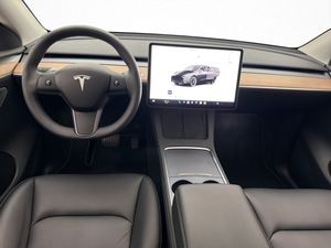 Tesla Model Y bild 14