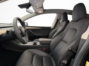 Tesla Model Y bild 12
