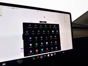 Tesla Model Y bild 22
