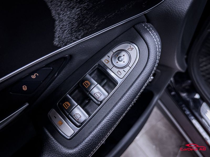 Mercedes GLC300 bild 29