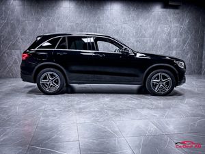 Mercedes GLC300 bild 8