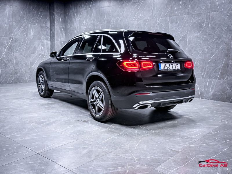 Mercedes GLC300 bild 5