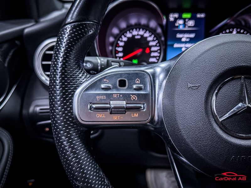 Mercedes GLC300 bild 21