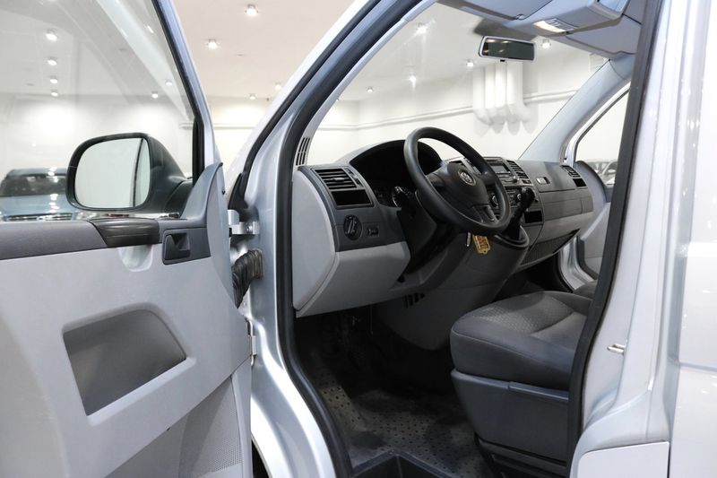 Volkswagen Caravelle bild 8