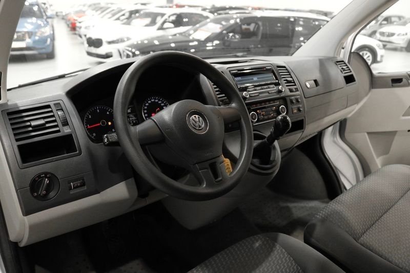 Volkswagen Caravelle bild 7