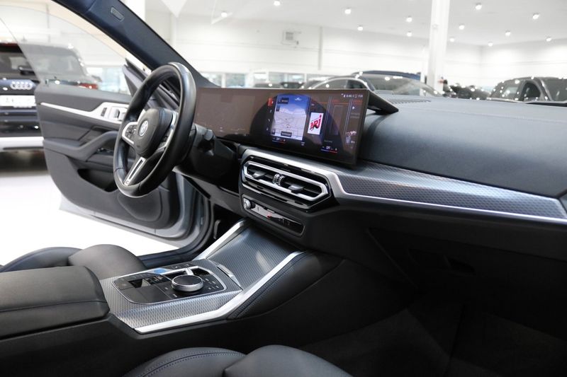 BMW i4 bild 11