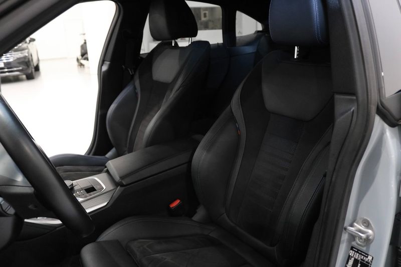BMW i4 bild 14