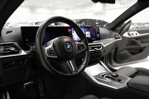 BMW i4 bild 9